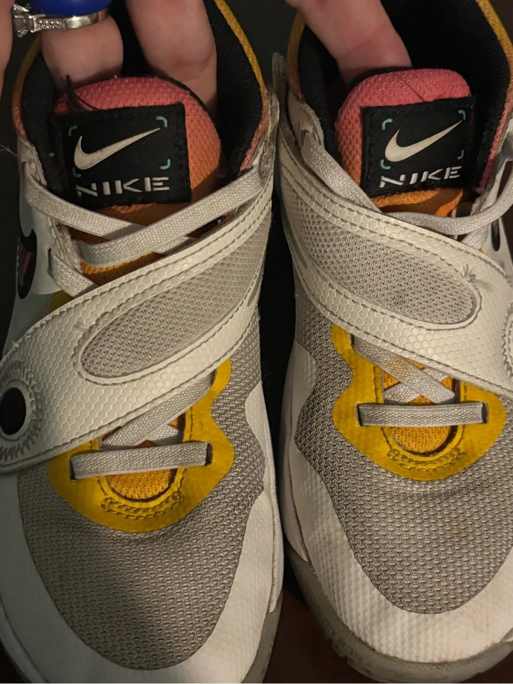 2023 Nike Team Hustle D11 GS Doodles Boys Basketball Sneaker Sz 1Y Orange Black
